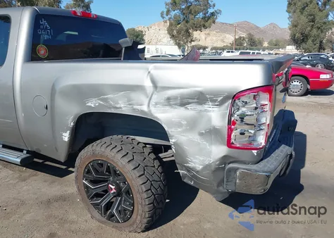 2013 Chevrolet Silverado 1500 Ls z USA, uszkodzony, nr VIN 1GCRCREA9DZ281494